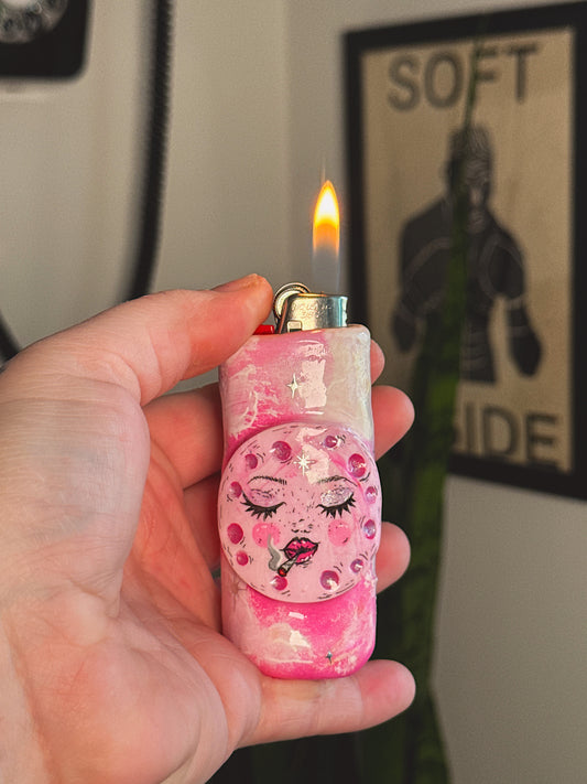 Smoking Moon Lighter Case – Handcrafted Moon Face Art Lighter Cover
