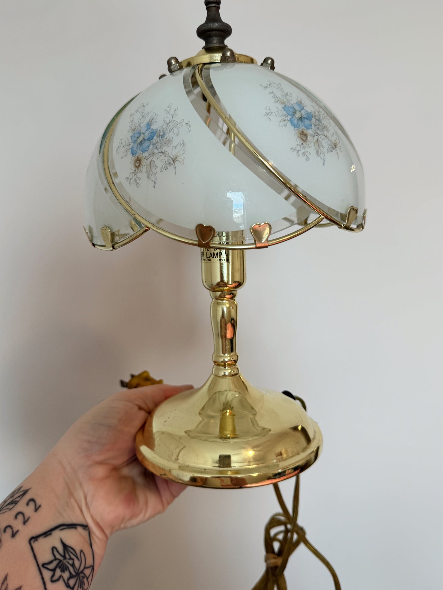 Vintage Floral Touch Lamp – 3-Way Brass Table Lamp