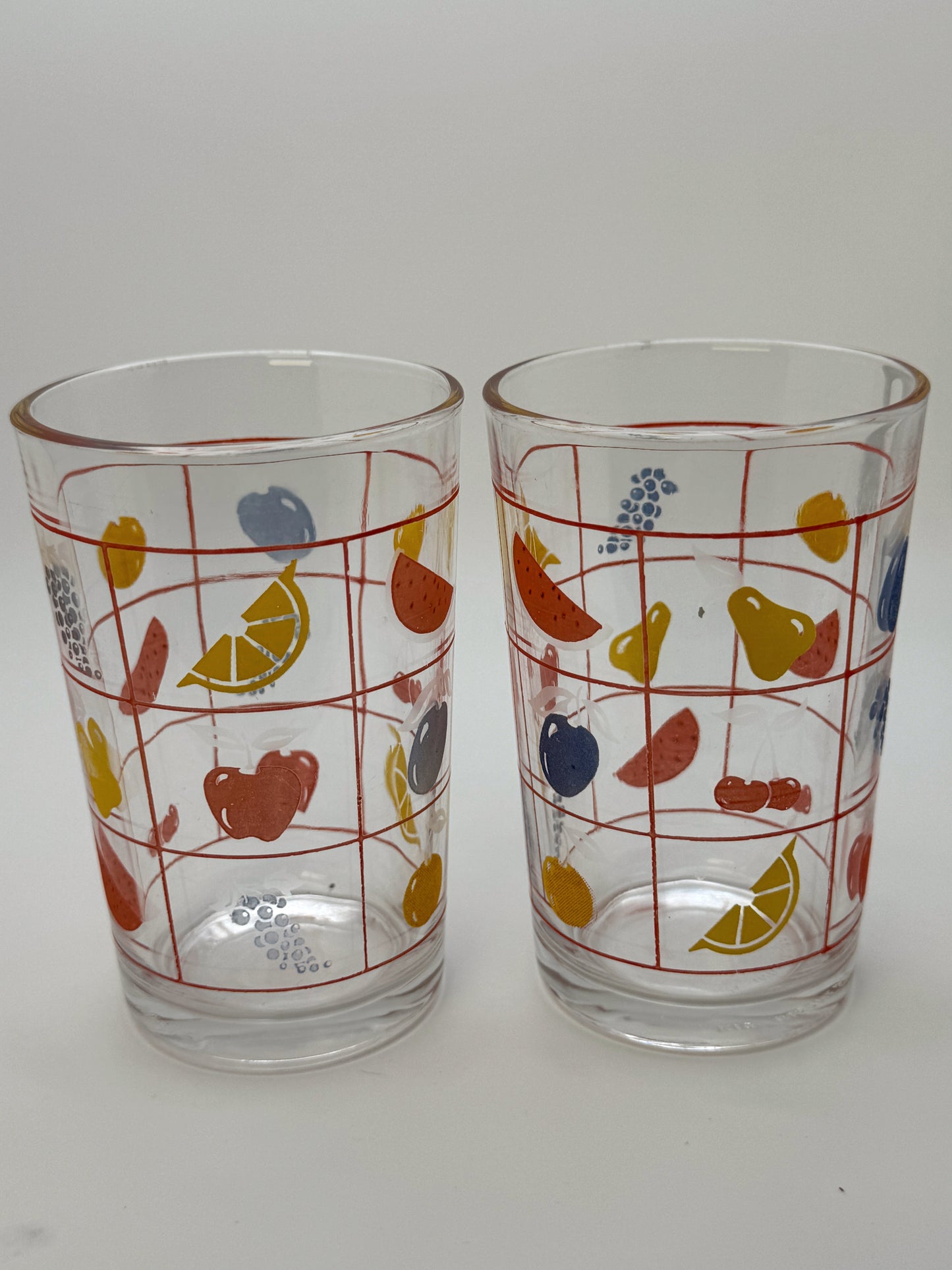Vintage Fruit Glass Pitcher & Juice Glass Set – Retro Kitchen (3 Pieces)