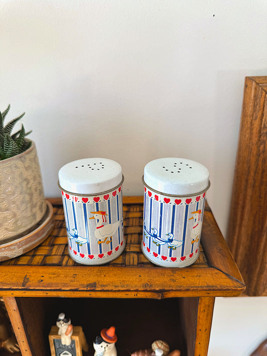 Vintage Goose Salt & Pepper Shakers Set – Made in Hong Kong – Cottagecore Kitchen Decor