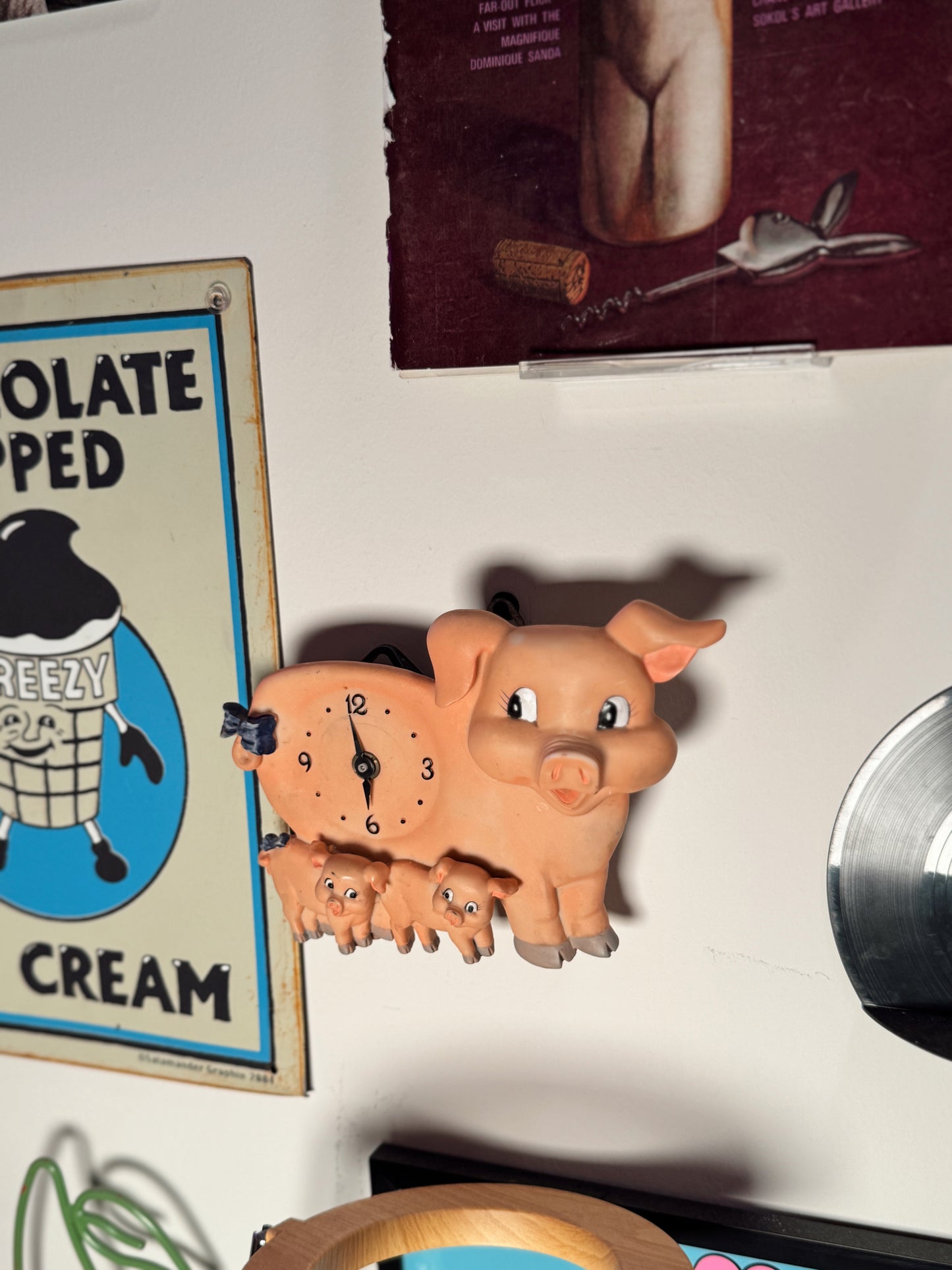 Vintage Pig Family Oinking Wall Clock / Shelf Sitter (Sound Works, Clock Not Working)