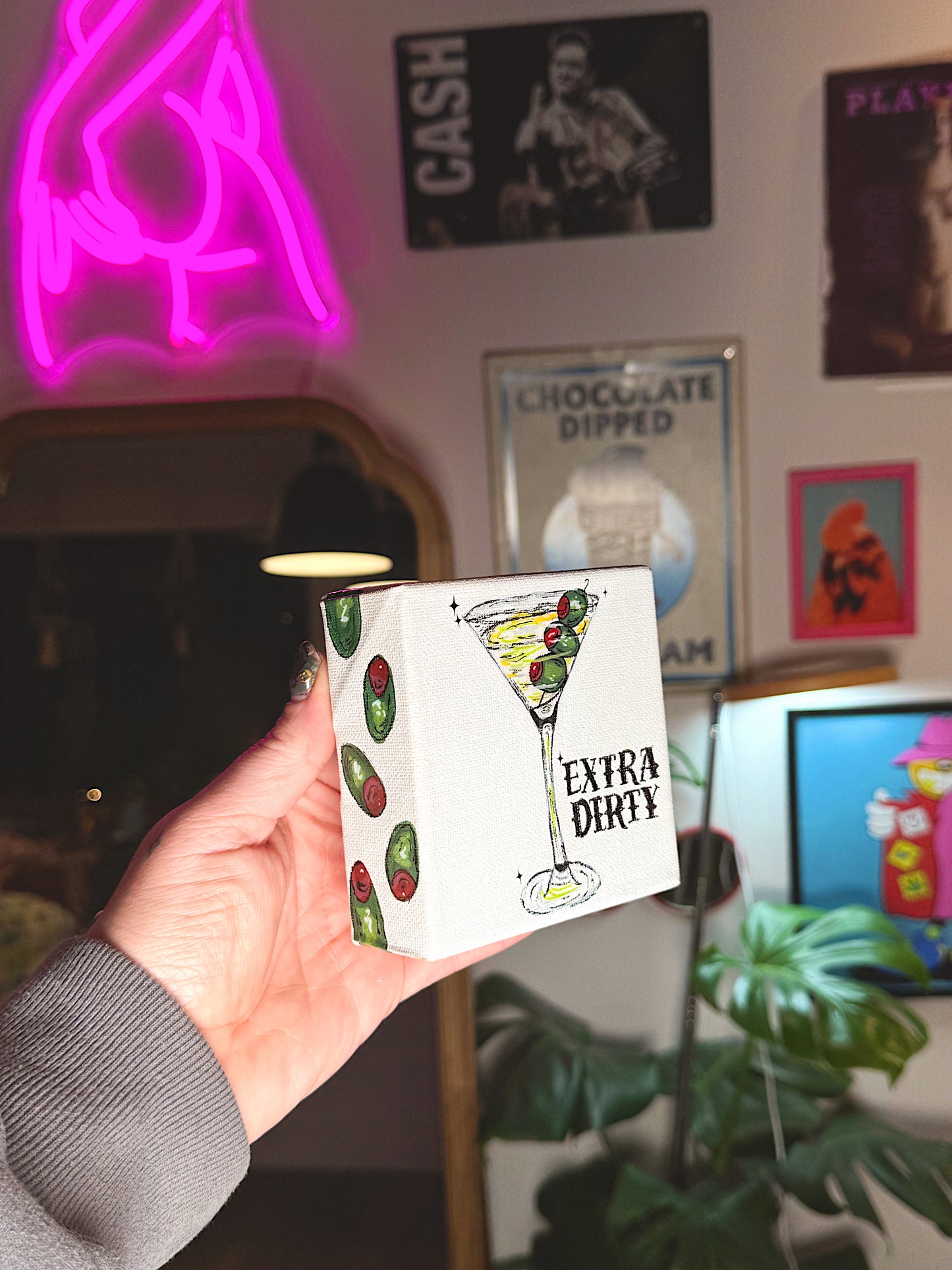 Extra Dirty – Mini Cocktail Canvas (4×4 Original)
