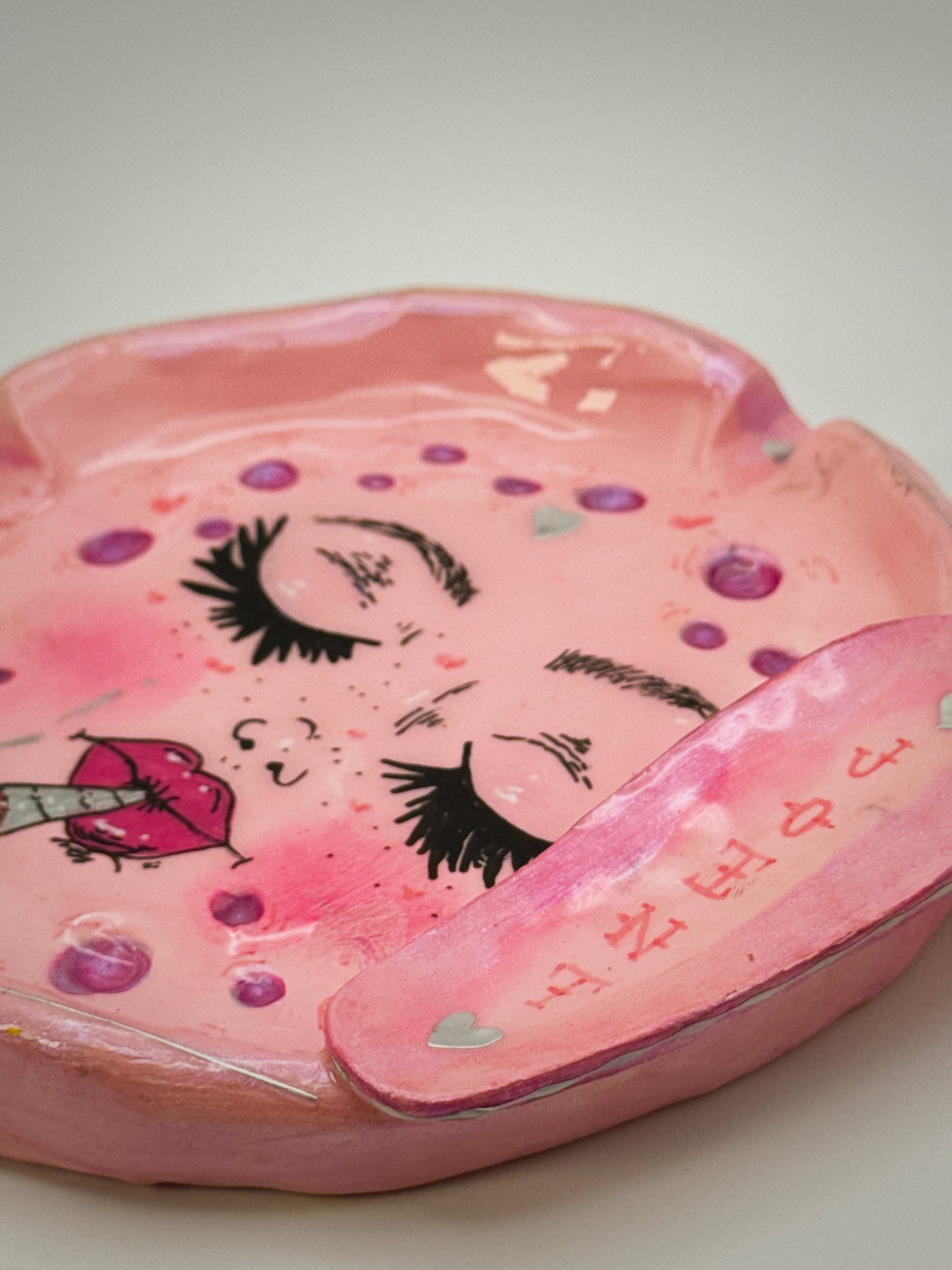 Pink Smoking Moon Ashtray – Hand-Painted Celestial Moon Dish (6”)