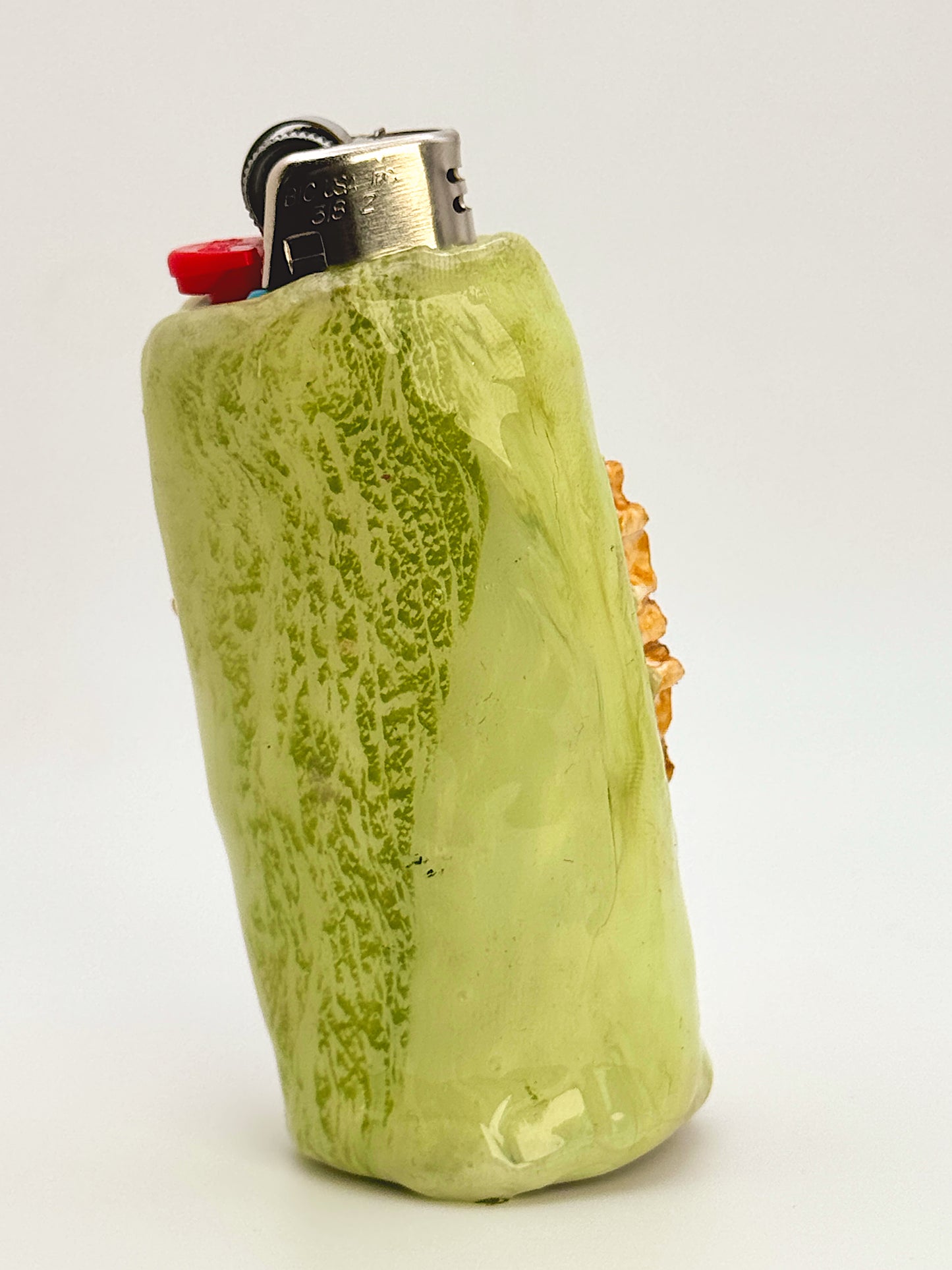 Mushroom Snail Lighter Case – Hand-Painted Woodland Scene with Vintage Frame