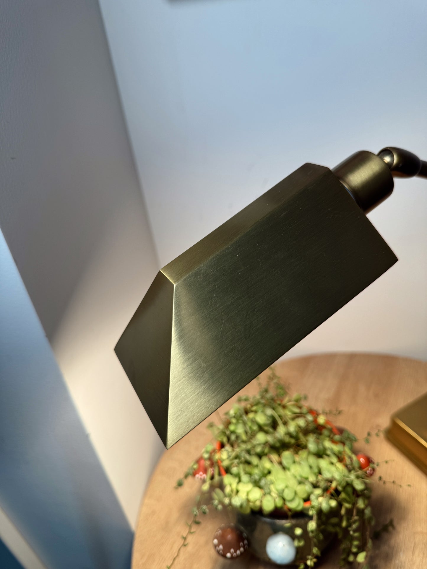 Vintage MCM Holtkötter Leuchten Adjustable Desk Lamp – Antique Brass, Dimmable, German Made