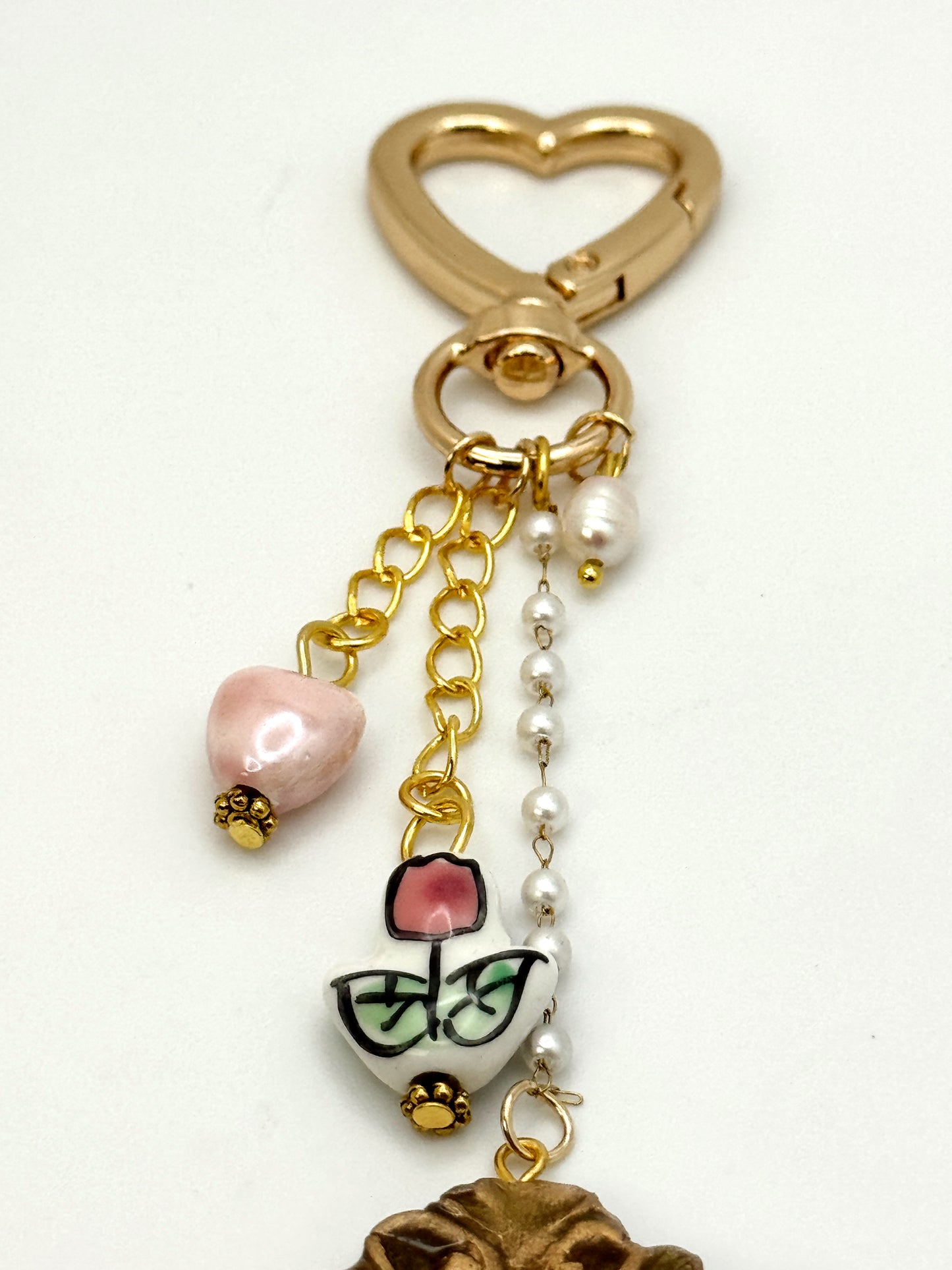 Vintage Heart Swan Bag Charm – Ornate Heart Frame Keychain with Handmade Details