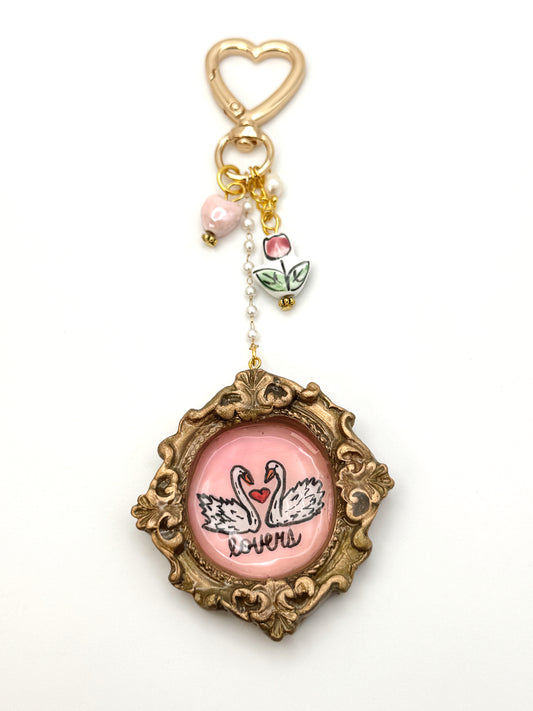 Vintage Heart Swan Bag Charm – Ornate Oval Frame Keychain with Handmade Details