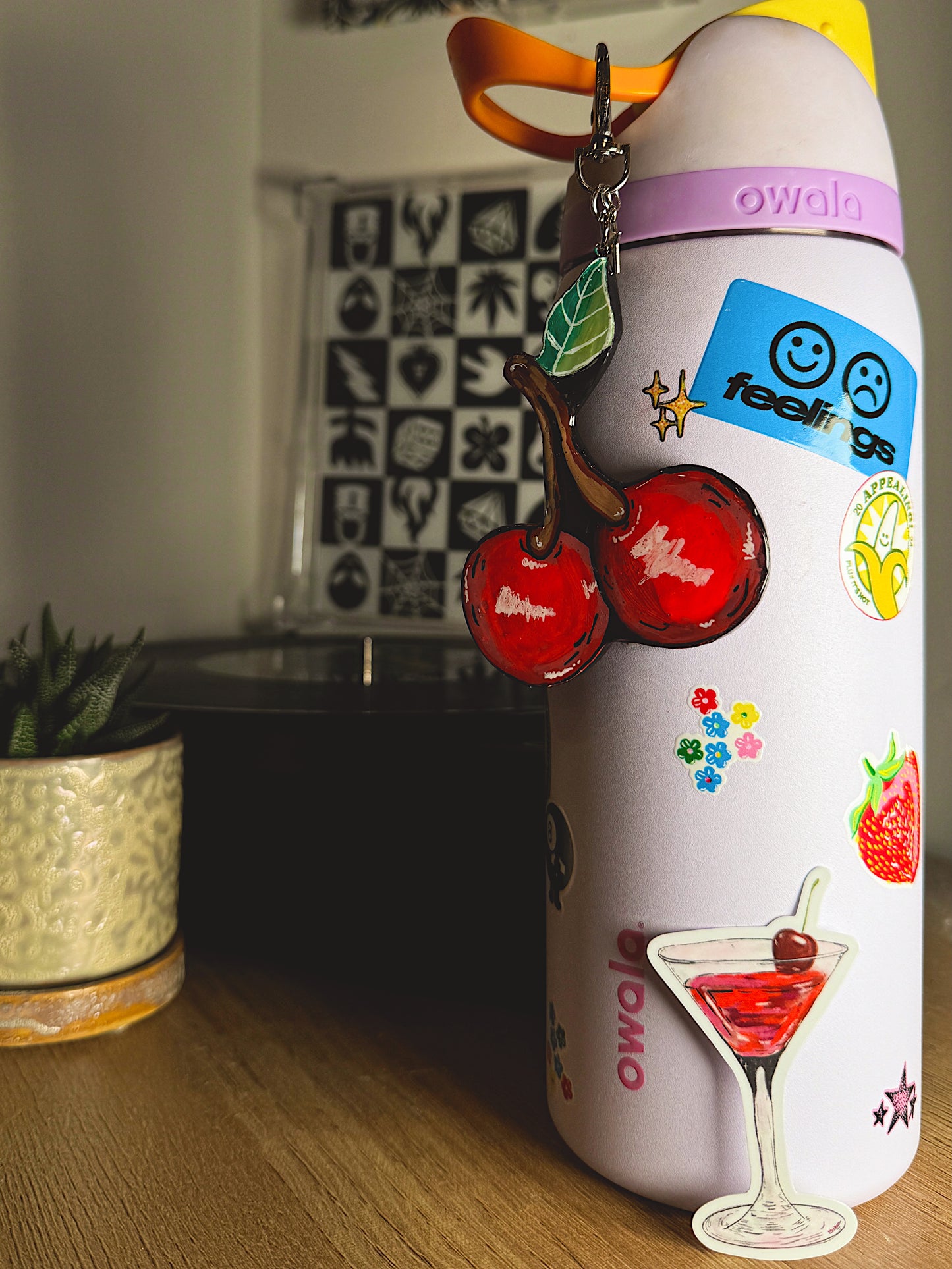 Cosmo Martini Sticker – Pink Cocktail Vinyl Sticker | Retro Bar Aesthetic Decal