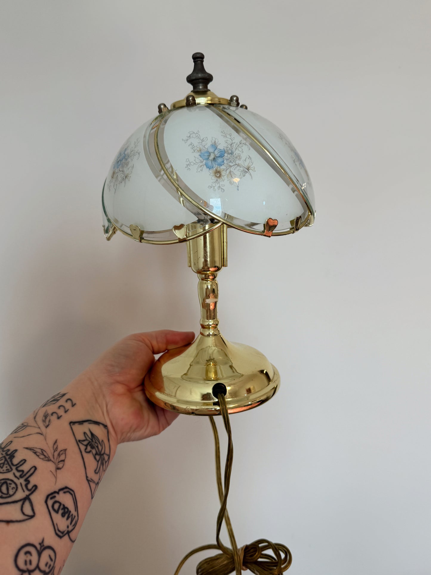 Vintage Floral Touch Lamp – 3-Way Brass Table Lamp