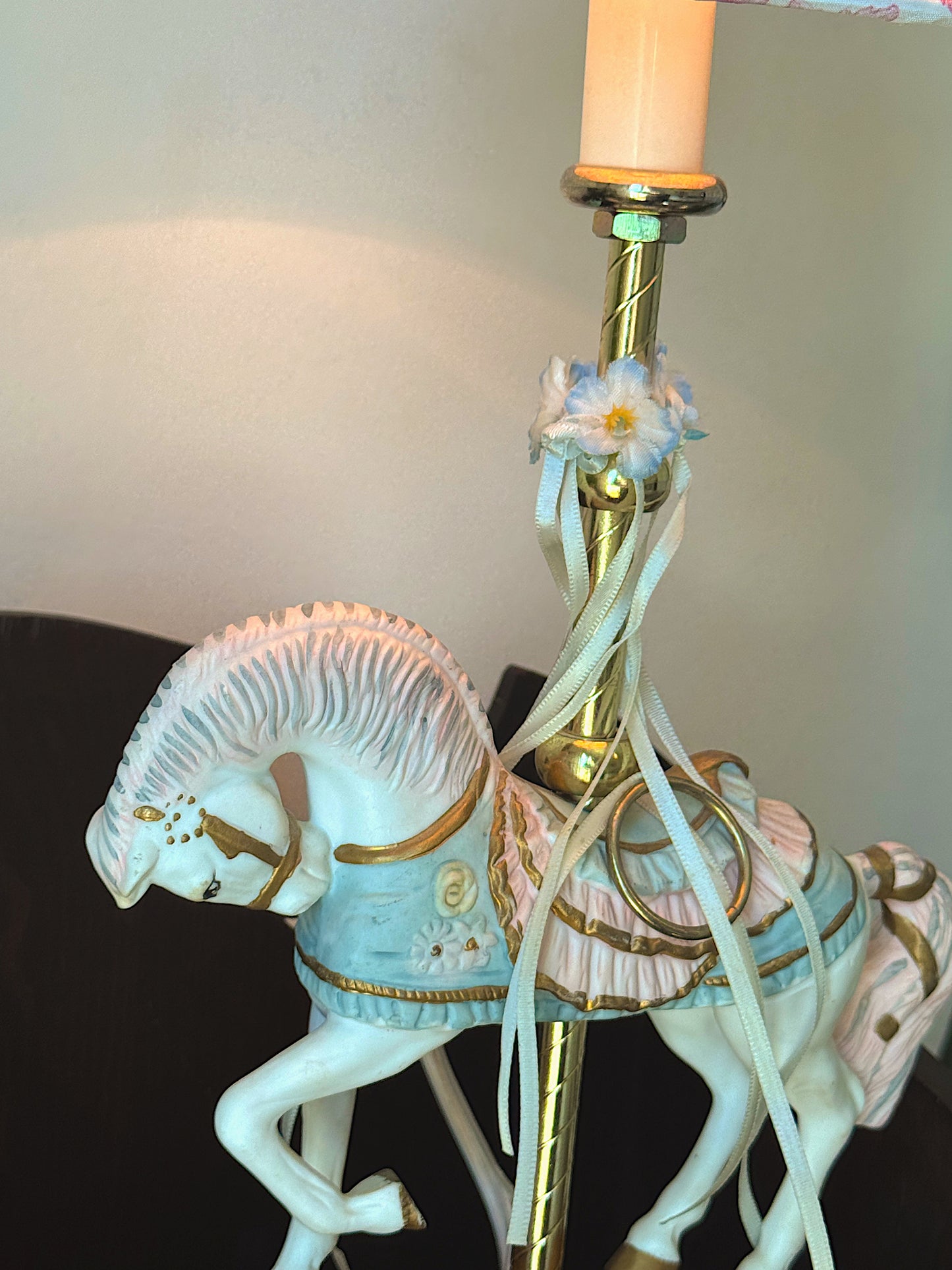 Vintage 1989 House of Lloyd Porcelain Carousel Horse Table Lamp - 17"