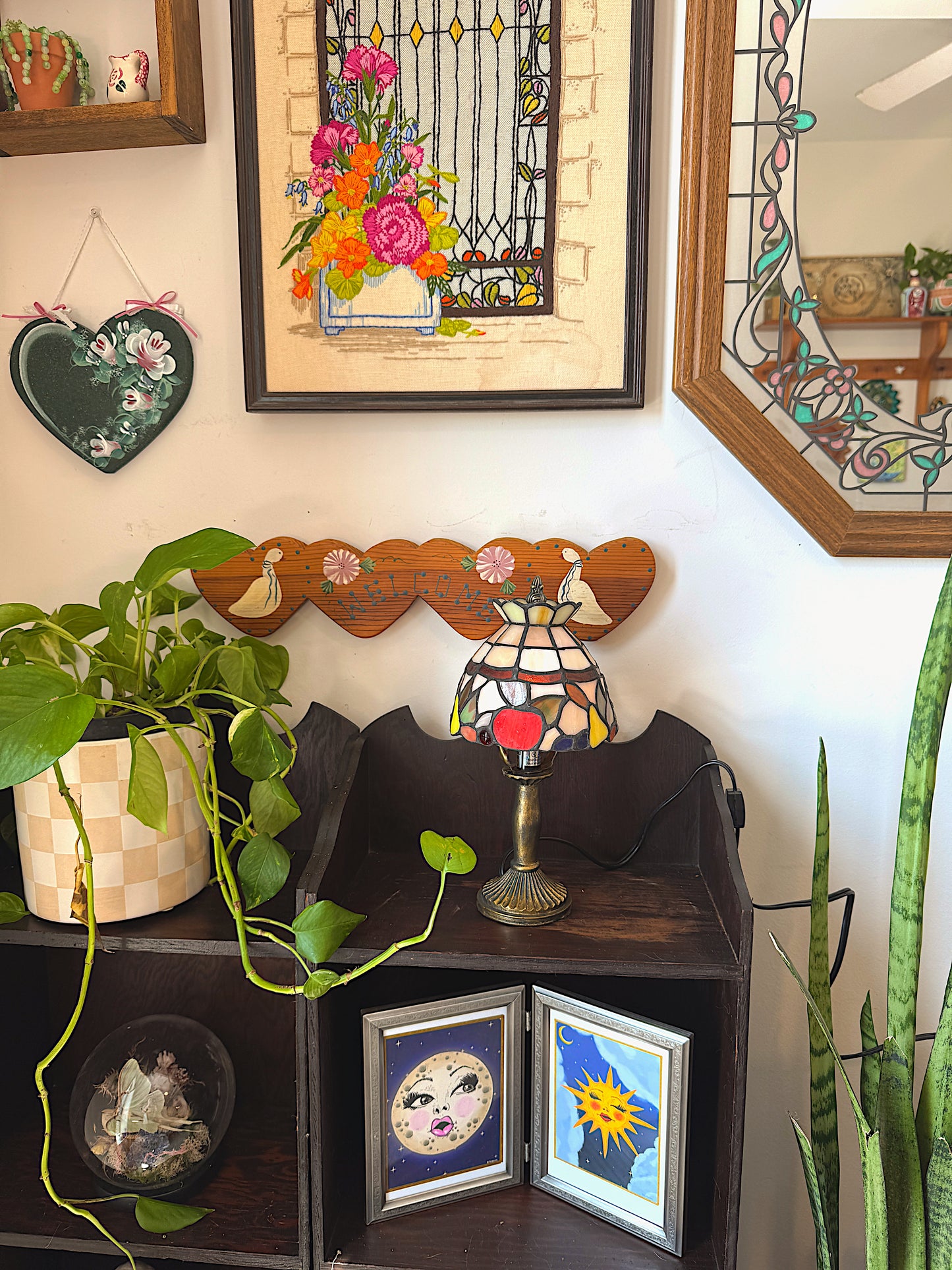 Vintage Tiffany Style Stained Glass Lamp – Fruit Design – Small Accent Table Lamp