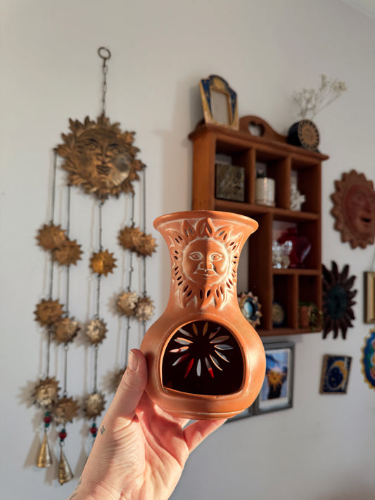 PartyLite Celestial Sun Tealight Holder – Vintage Terracotta Sun Face Candle Warmer