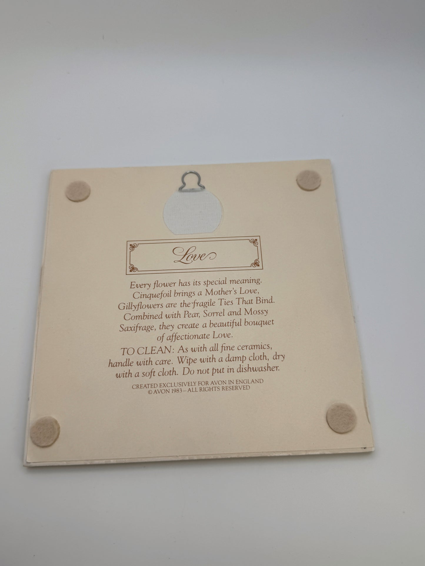 Vintage Avon Floral Ceramic Wall Plaque Set – “Love” & “Friendship” (1983, Made in England)
