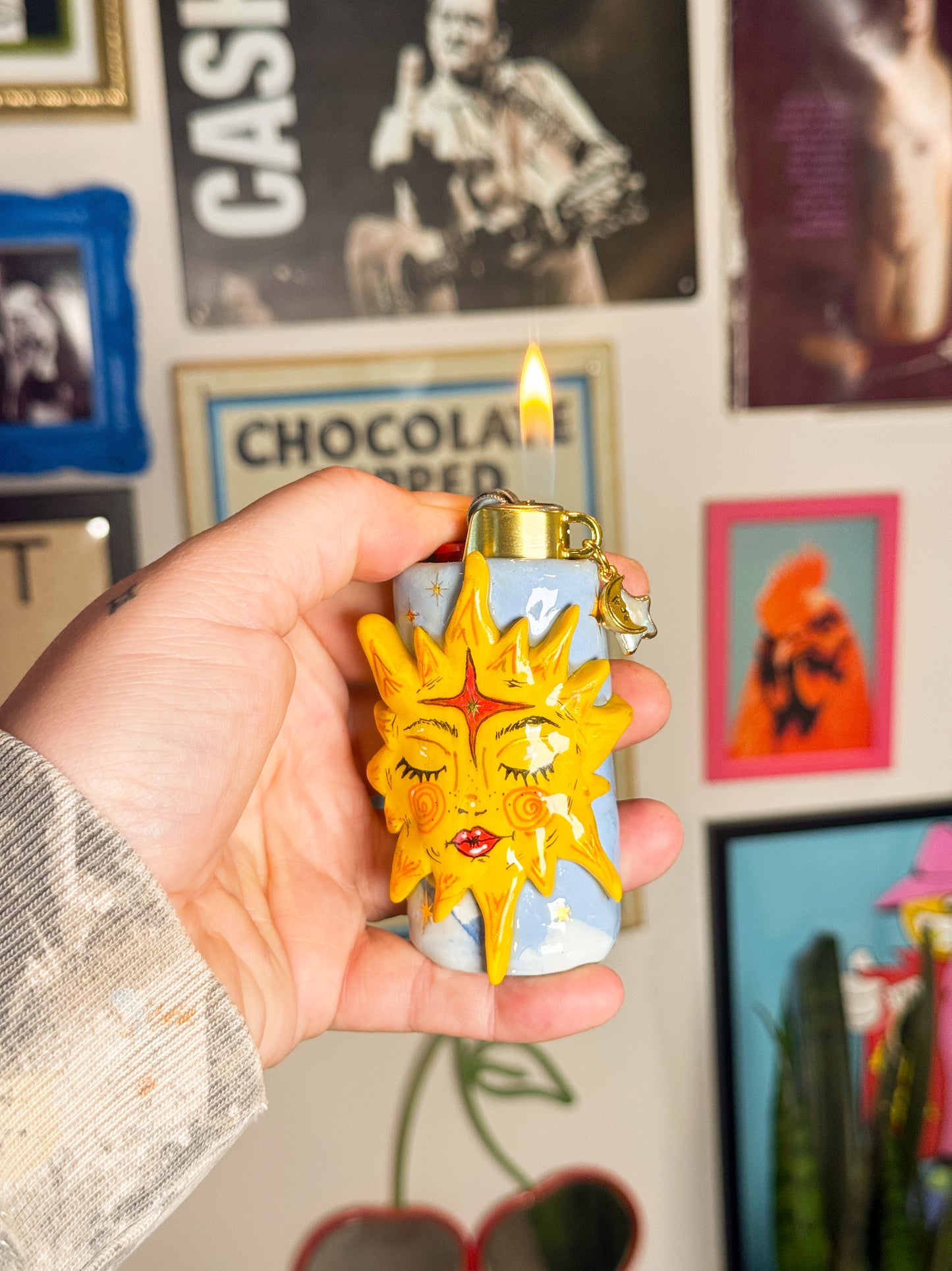 Miss Sunny Girl Lighter Case w/ charm | Fits Standard Bic