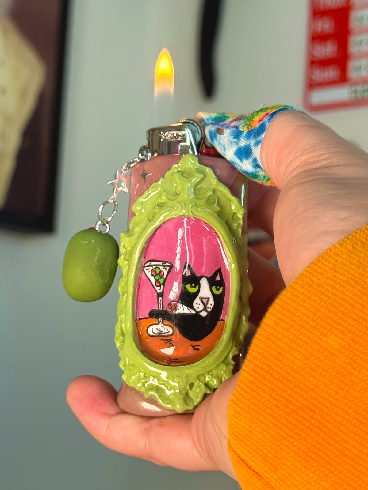 Vintage Frame Martini Kitty Case with charm| Fits Standard Bic | Handmade Polymer Clay Art