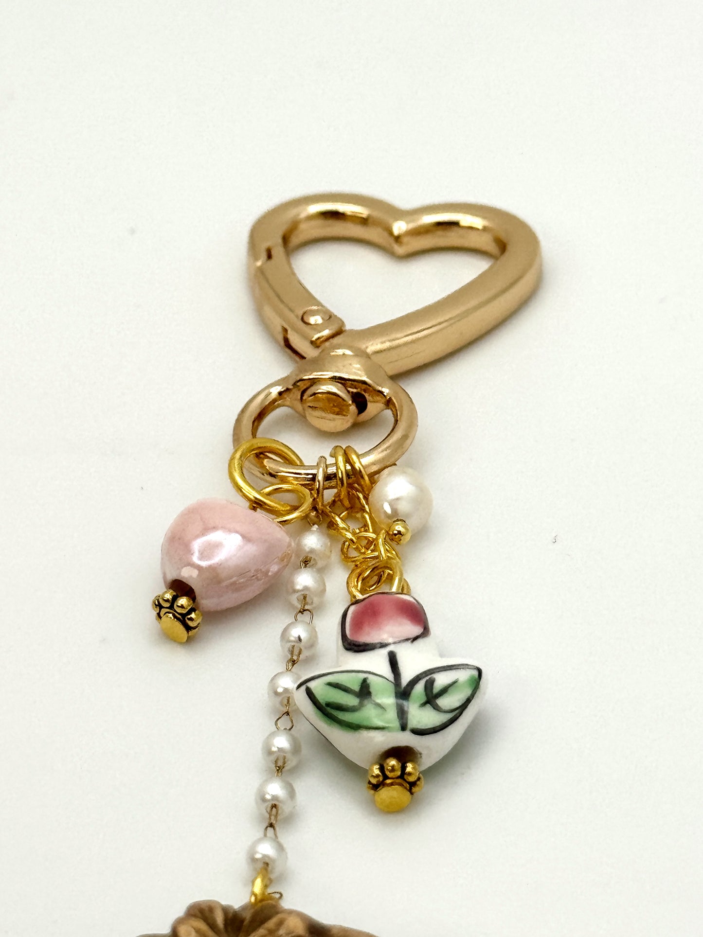 Vintage Heart Swan Bag Charm – Ornate Oval Frame Keychain with Handmade Details