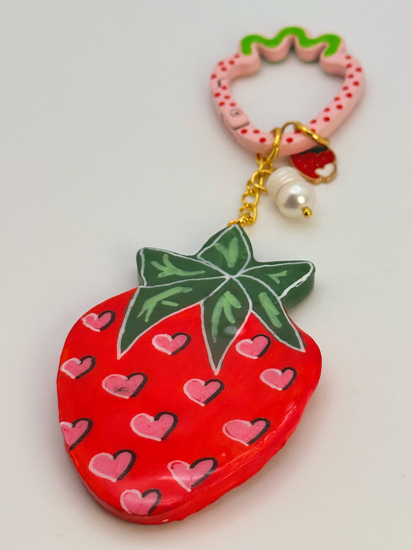 Winking Strawberry Bag Charm – Handmade Strawberry Keychain with Heart Clip