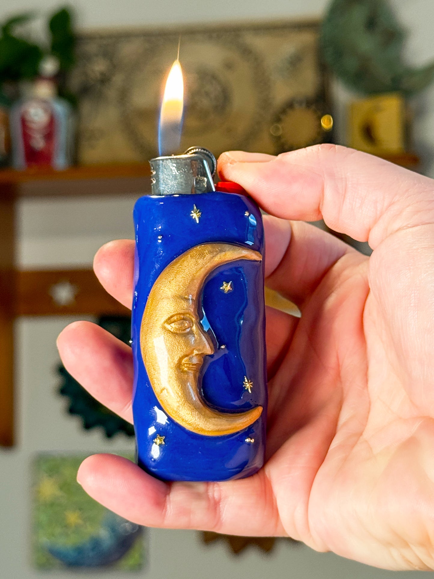 Handmade Celestial Moon Lighter Case Gold – Polymer Clay 90s Inspired Starry Night Cover