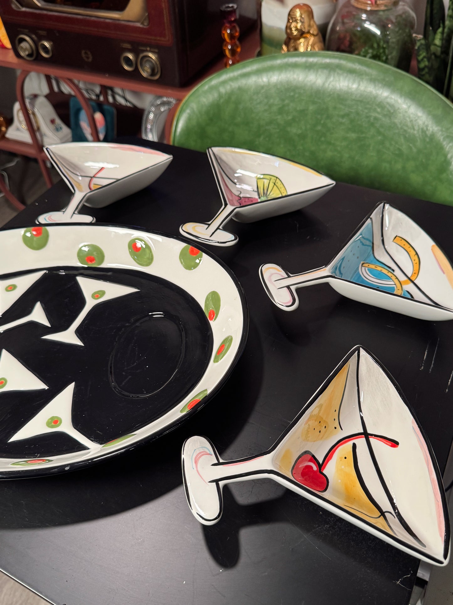 Vintage Martini Party Serving Set – Hand-Painted Cocktail Tray + 4 Martini Glass Plat
