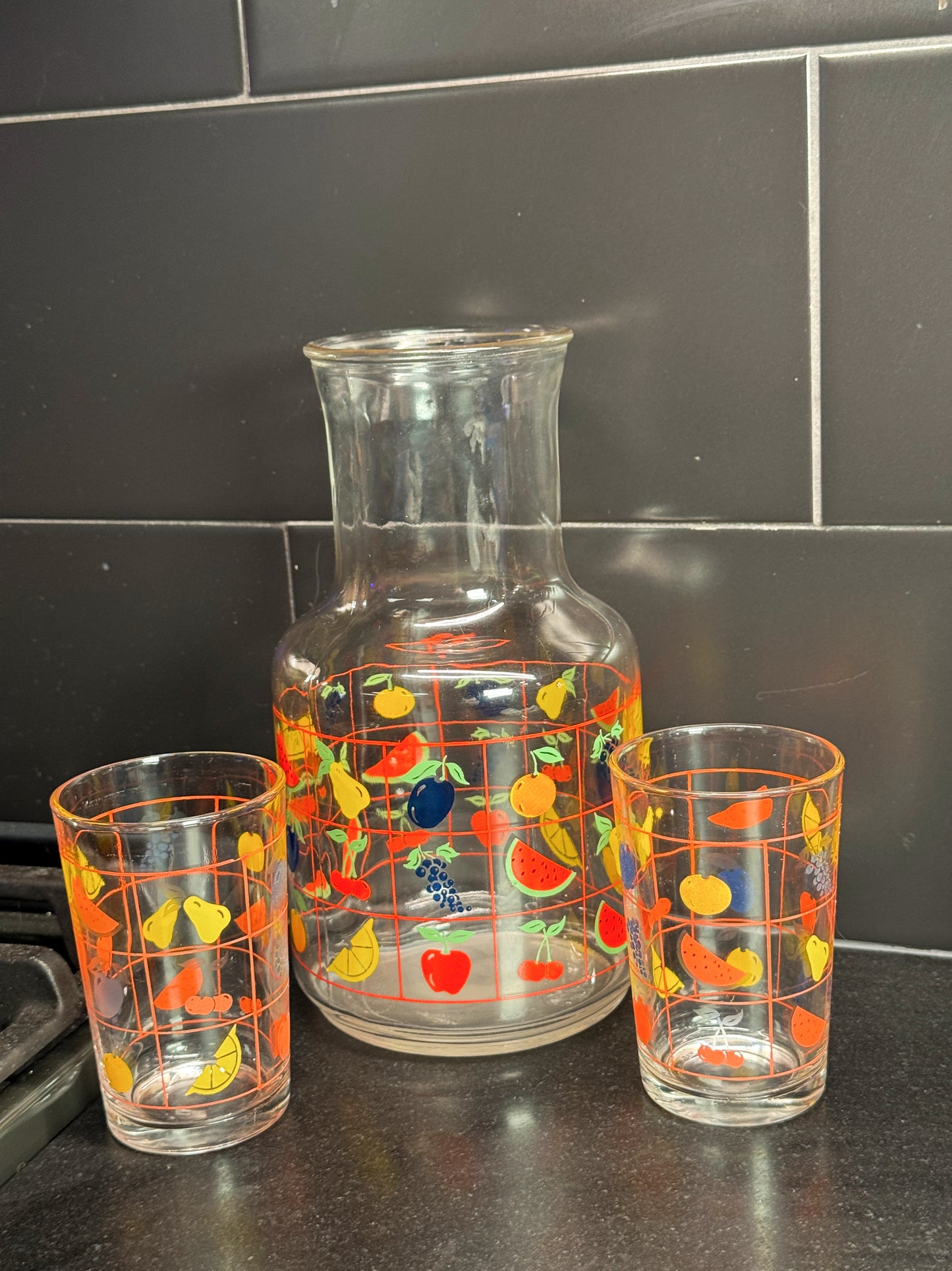 Vintage Fruit Glass Pitcher & Juice Glass Set – Retro Kitchen (3 Pieces)