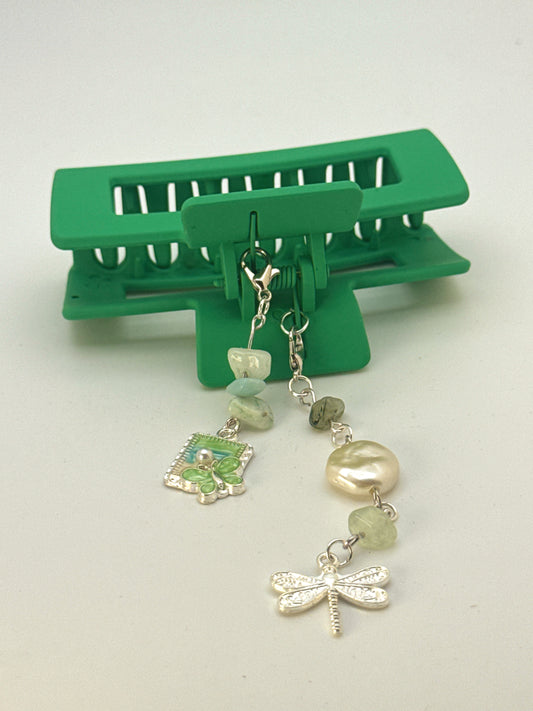 Green Medium Claw Clip with Handmade Beaded Charms | Removable Charm Clip | 3.1”