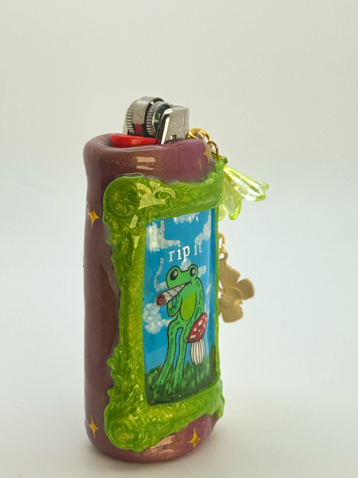 Vintage Frame Rip It Frog Case with charm| Fits Standard Bic | Handmade Polymer Clay Art