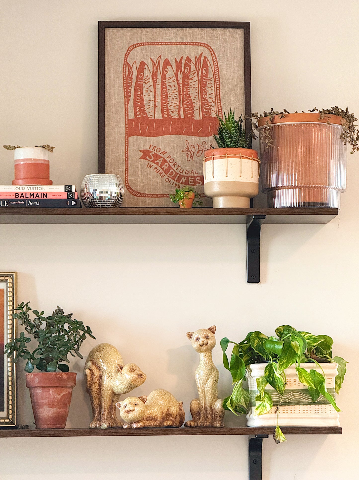 Rare Vintage ceramic cat figurines – set of 3 (mid-century style)