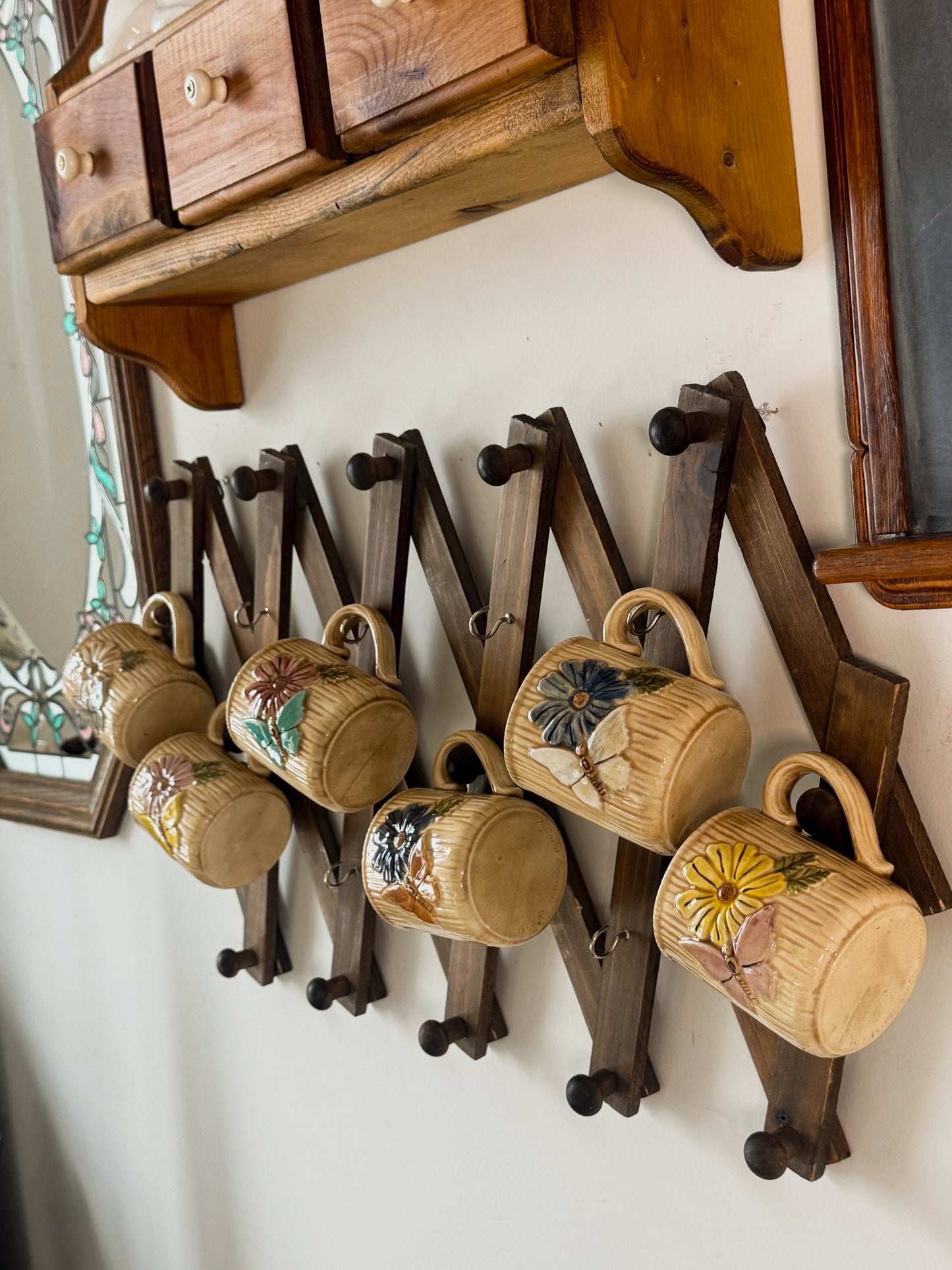 Vintage Wooden Accordion Wall Rack | Expandable Peg Hook