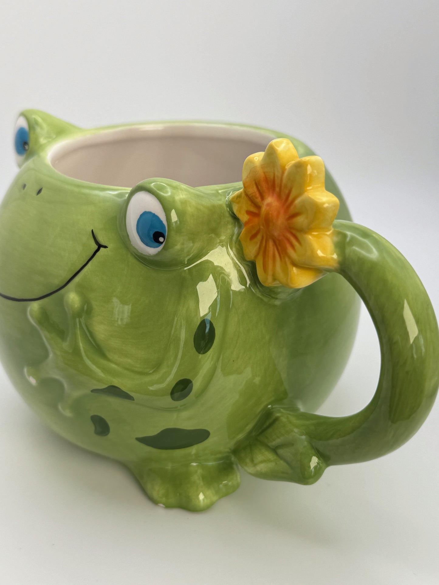 Freddy The Frog Pier One Imports Coffee Cup• Mug Planter Ceramic Frog with Sunflower