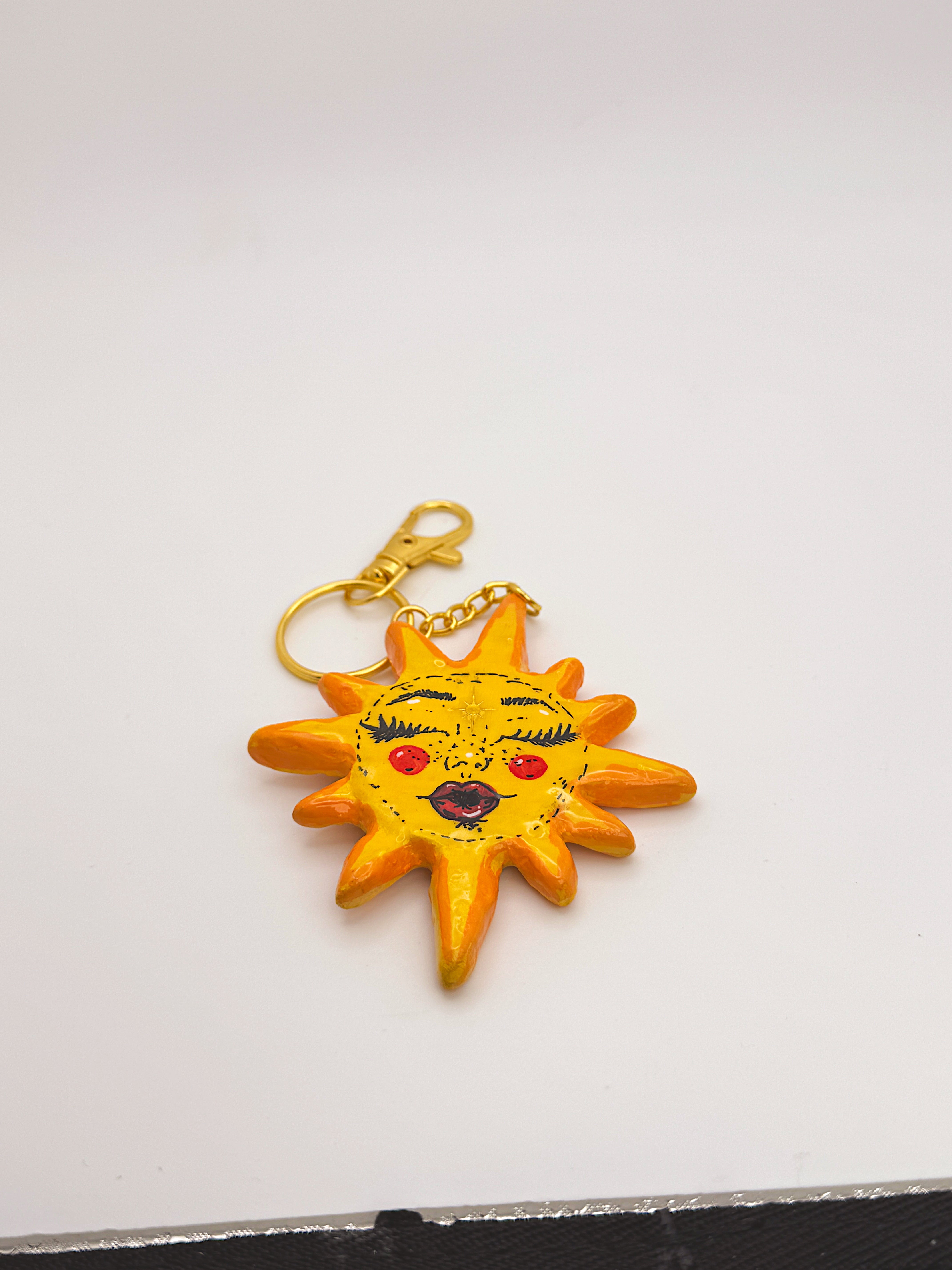SUN SUNキャラクターバッジ5個カラビナ5個 Miss Sunny Keychain 3.5