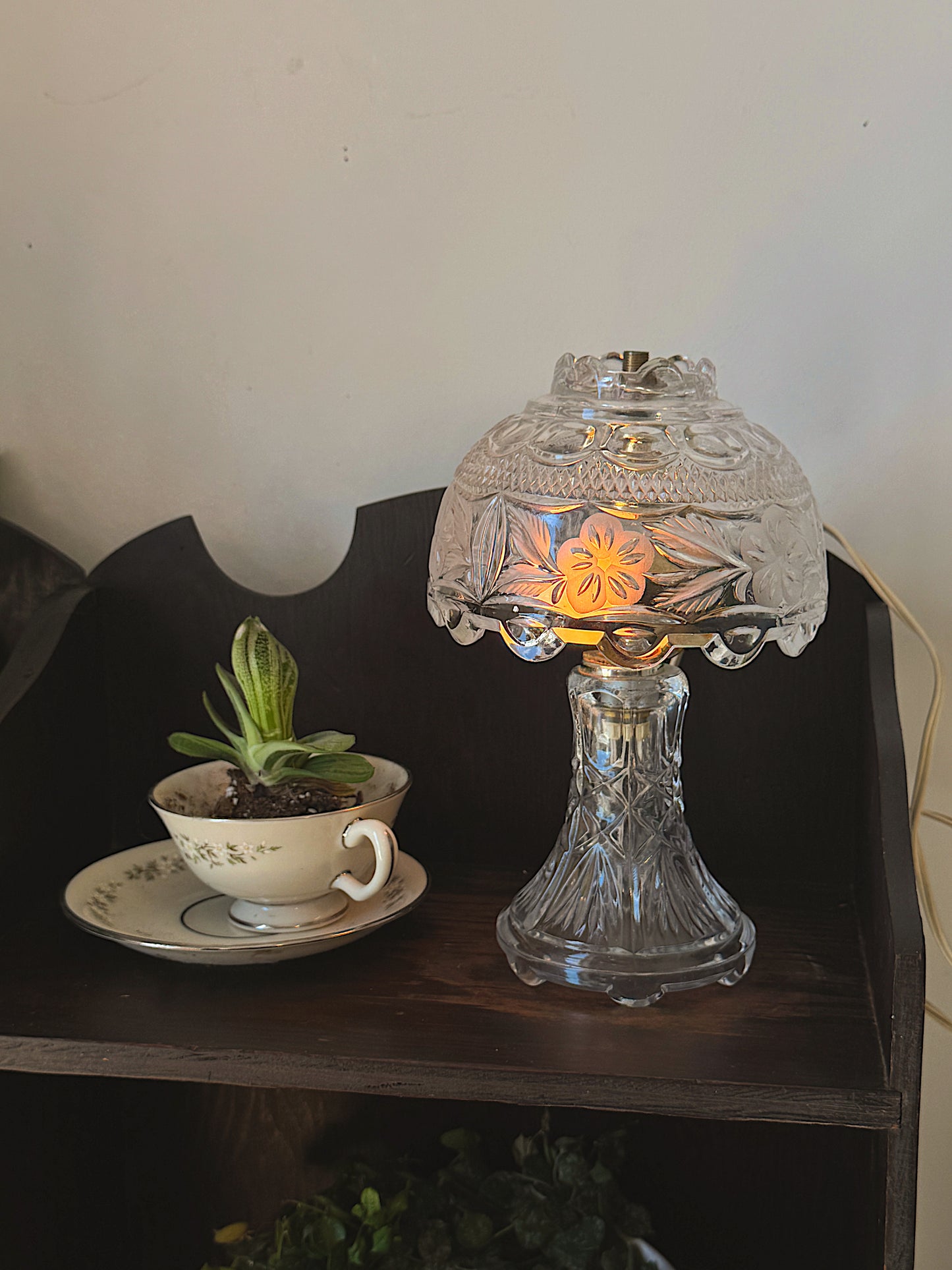 Vintage Lead Crystal Mushroom Boudoir Lamp - Etched Floral Pattern
