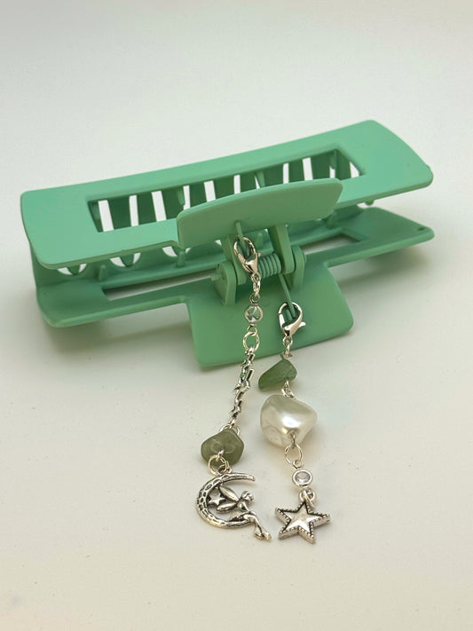 Green Large Claw Clip with Handmade Beaded Charms | Removable Charm Clip | 4.1”