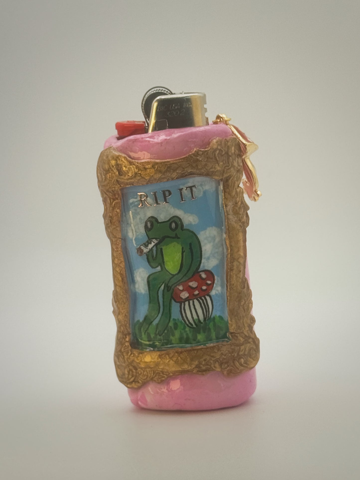 Rip It Frog Lighter Case with charm| Fits Standard Bic | Handmade Polymer Clay Art