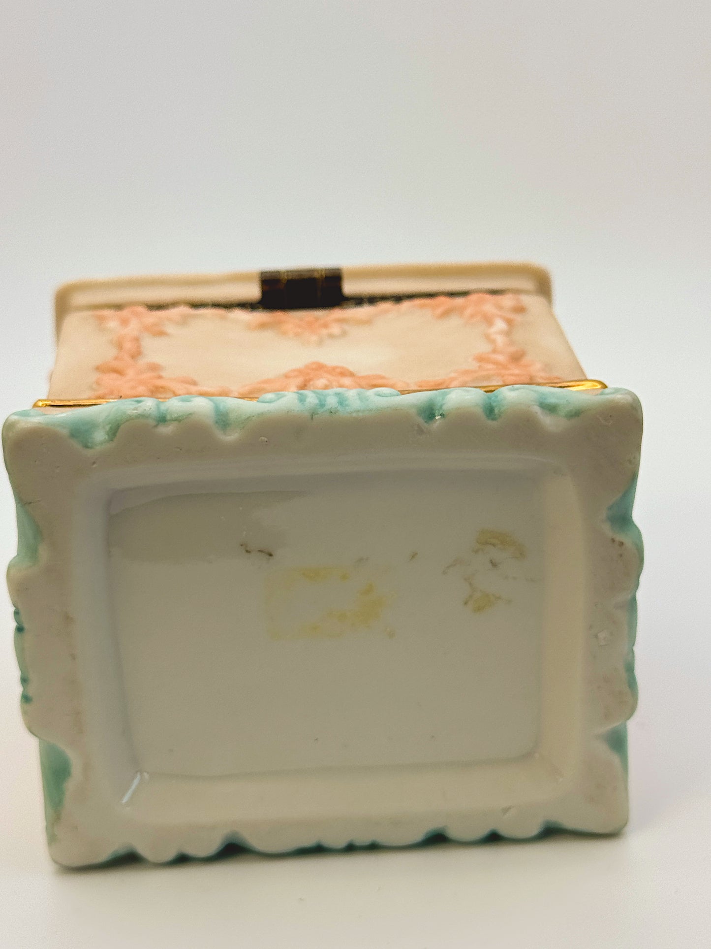 Vintage Mini Dresser Trinket Box with Floral Details | Jewelry & Keepsake Box