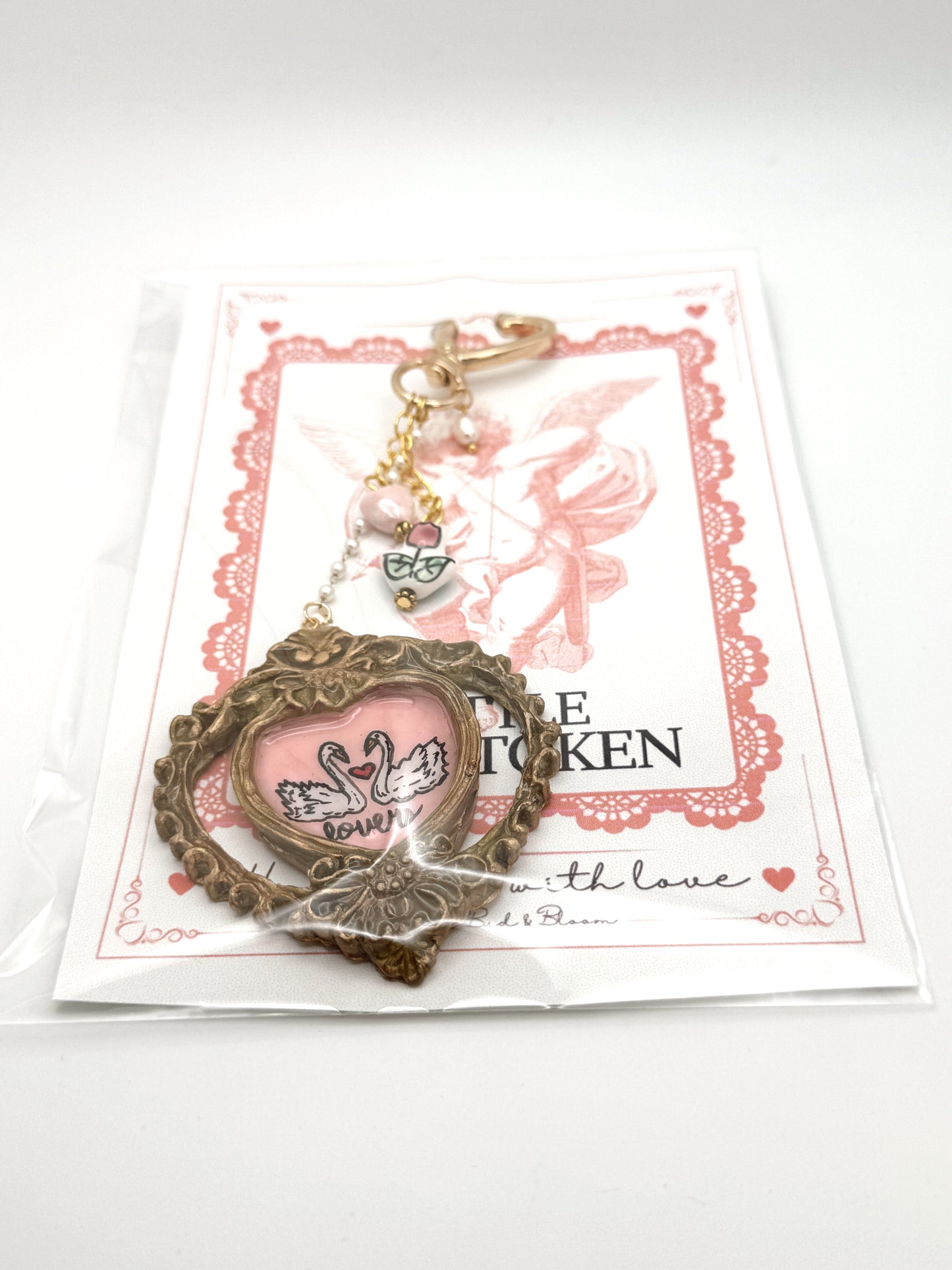 Vintage Heart Swan Bag Charm – Ornate Heart Frame Keychain with Handmade Details