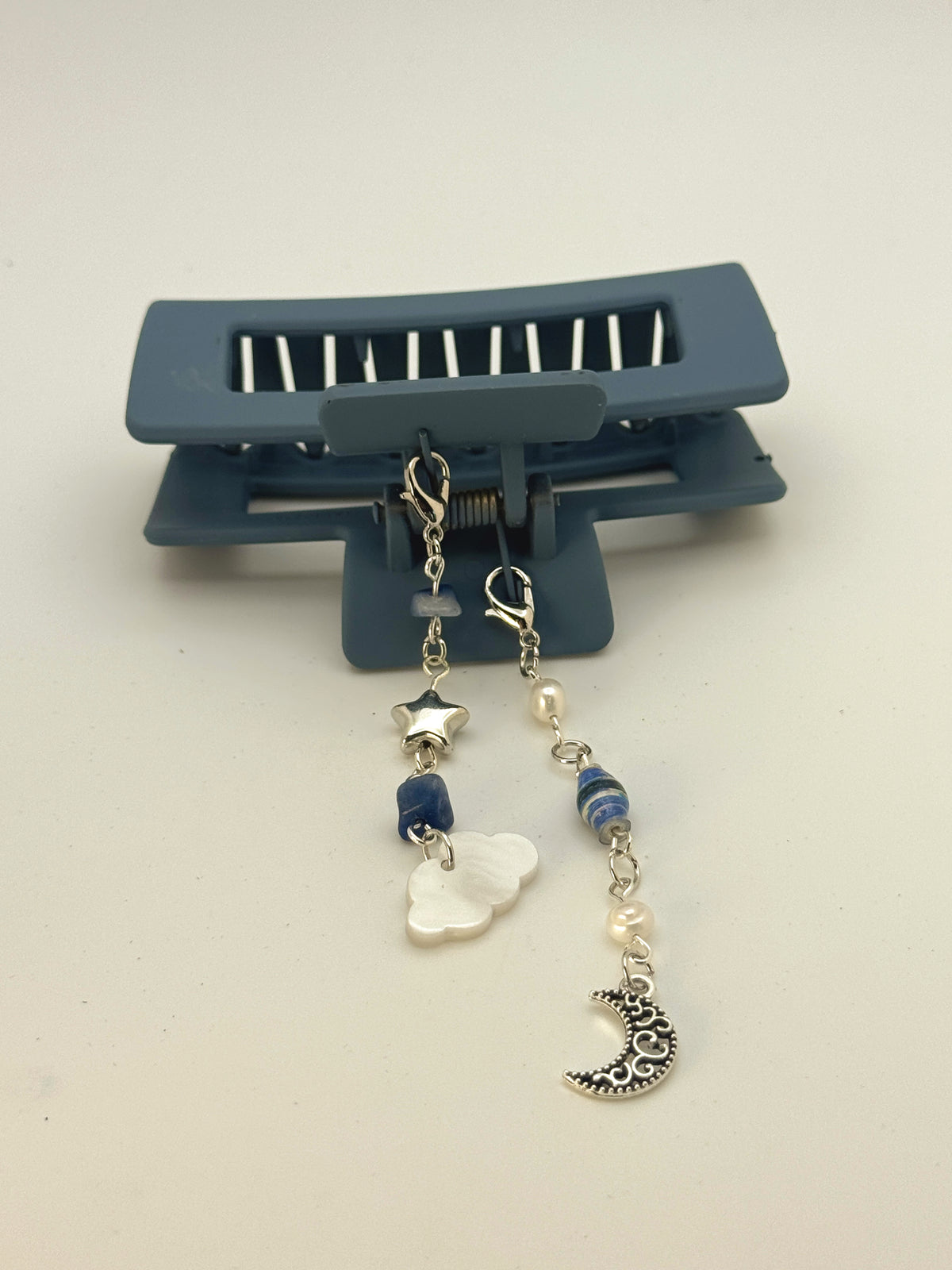 Blue Medium Claw Clip with Handmade Beaded Charms | Removable Charm Clip | 3.1”