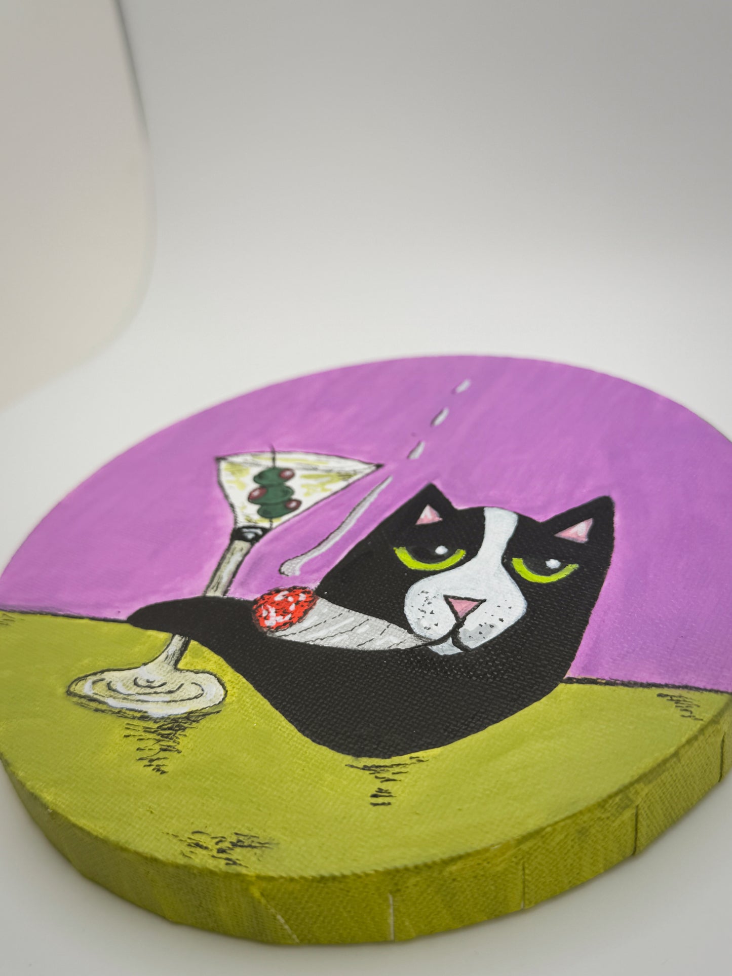 Dirty Martini Cat – Original Acrylic Painting on Round Canvas (6”)