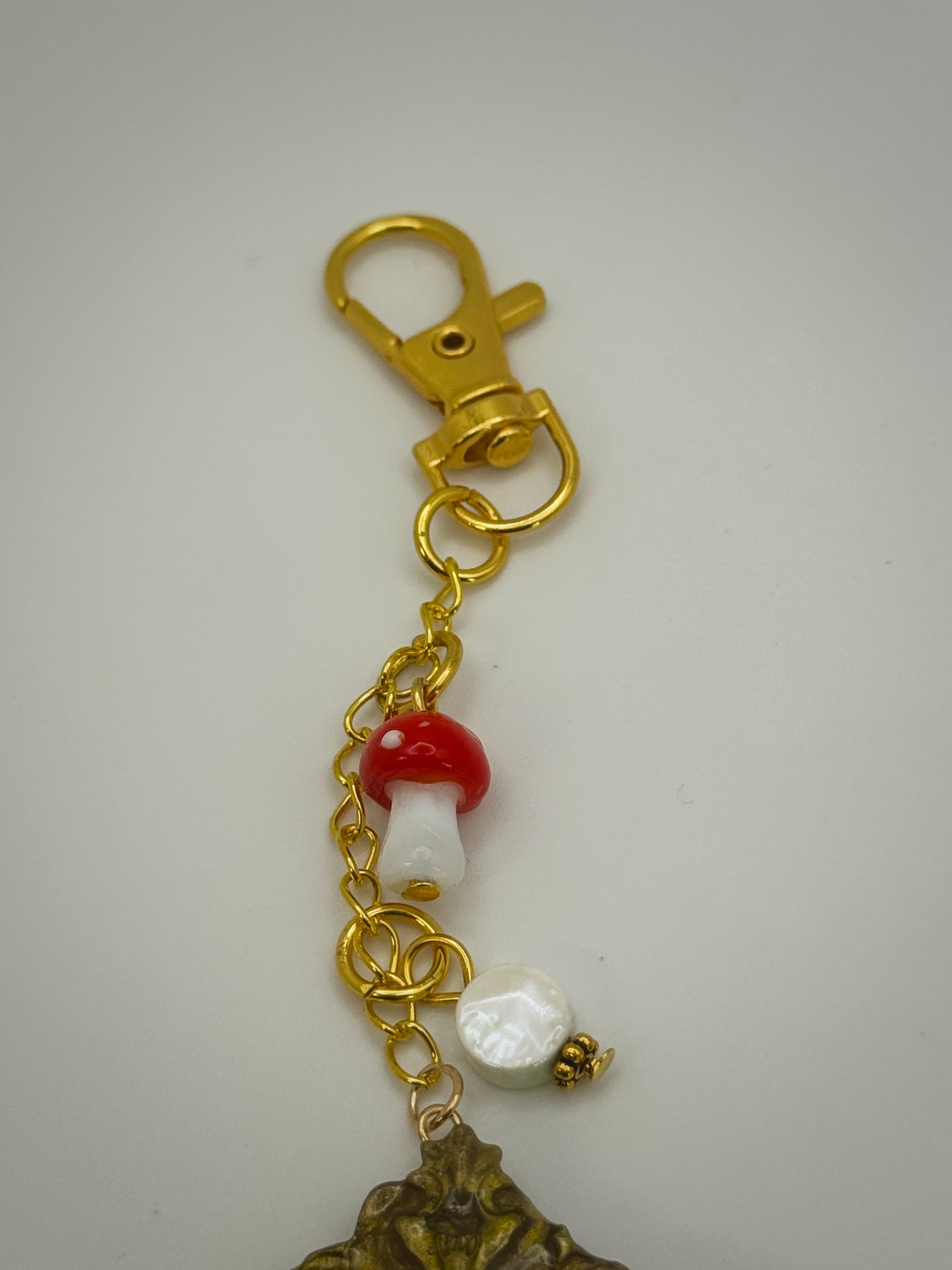 Vintage Frame Rip It Frog Keychain – Handmade Polymer Clay Bag Charm
