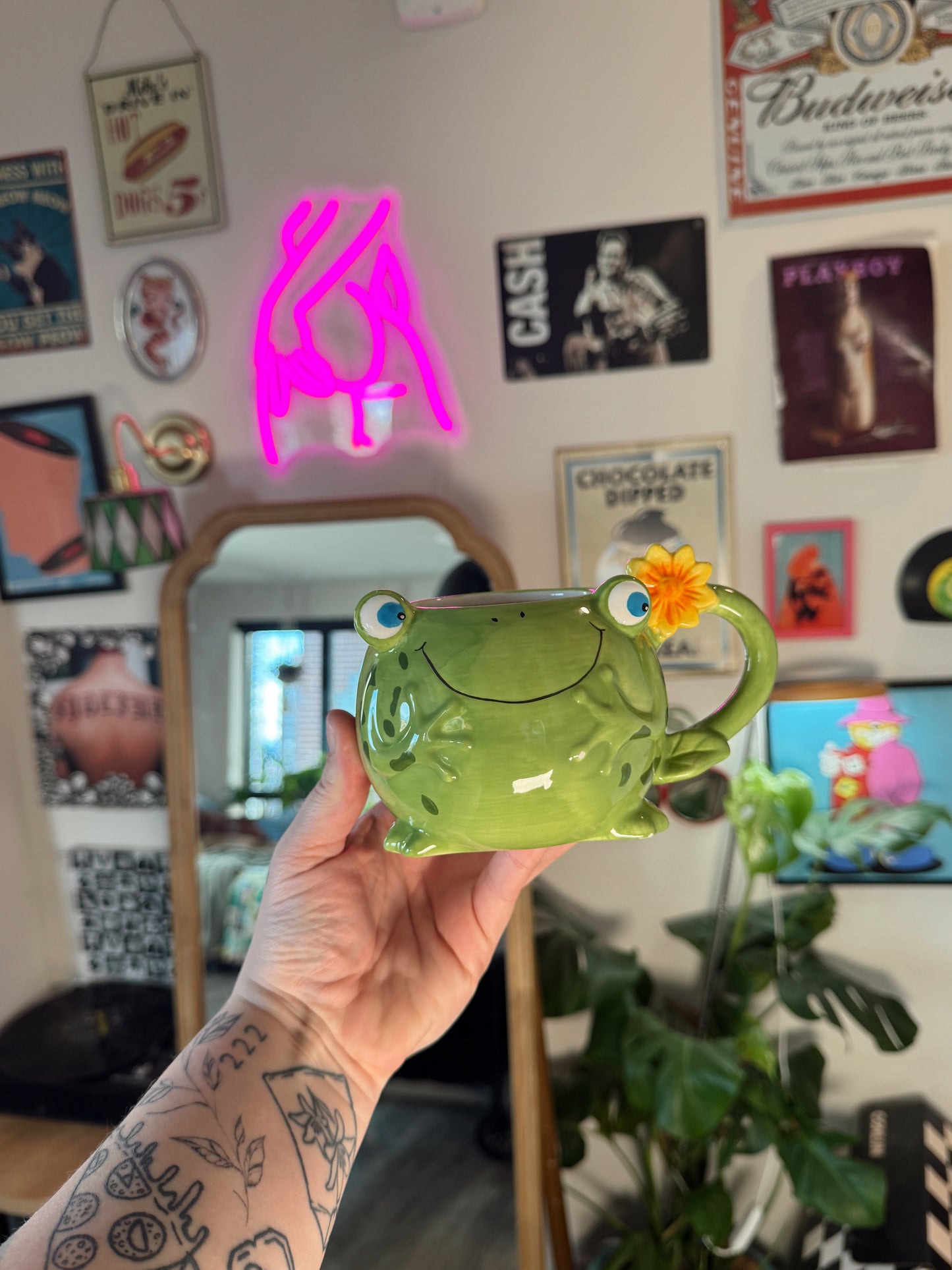 Freddy The Frog Pier One Imports Coffee Cup• Mug Planter Ceramic Frog with Sunflower